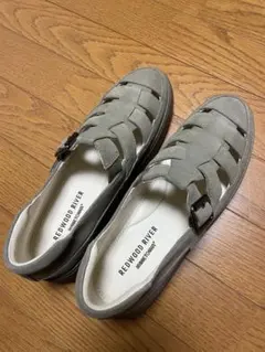 値下げしました！新品　REDWOOD RIVER グレー ストラップサンダルのサムネイル
