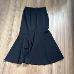 ブラック フレアスカート ストレッチ素材　Lのサムネイル
