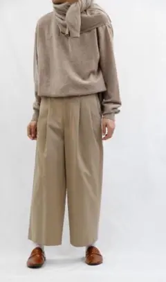 uru スラックス
