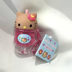 カラフルソーダキーホルダー　ハローキティ　日焼けキティ　ジュース　新品未使用