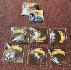 約束のネバーランド アクリルチャーム 6種 と アクリルmini フィギュア