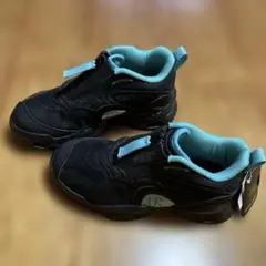 21センチ スニーカー