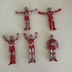 ウルトラマンフィギュア 5体セット、8センチ