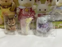 シルバニア　赤ちゃんコレクション　くるみリス　ゾウ