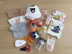 ミキハウス、ファミリア、マンチキン、コンビ　離乳食18点セット　マグ　エプロン