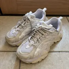 FILA ダッドスニーカー ホワイト 厚底 ボリュームソール24cm