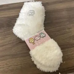 【新品】ちいかわ　ふわふわホワイトソックス 23~25cm