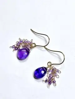 ☆訳あり☆天然石アメジストのエレガントピアス（サージカルステンレスフック）