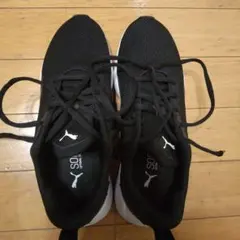 PUMA ブラック スニーカー SOFTFOAM+　 　　23センチ