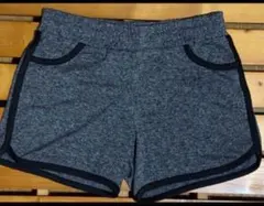 レディース　グレーのショートパンツ　ポケット付き　古着