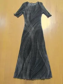 Item thumbnail for item 97ba6322-9176-4c6b-b24c-e9f4c6f5f637