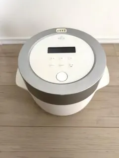 炊飯器 本体 ホワイト バルミューダのサムネイル