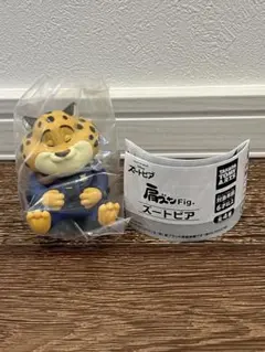 カプセルトイ　ズートピア　肩ズンFig クロウハウザー