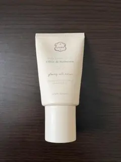 Laline O&B ボディローション SPF30 60mLのサムネイル