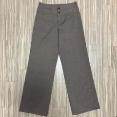 ARTI CHAULT ブラウン ストレートパンツ