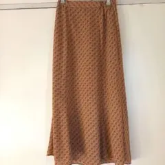 オレンジ ロングスカート