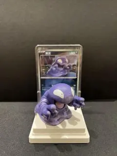 日本未発売】ベトベター ポケモンカード&フィギュア 絵夢点睛 收集啦