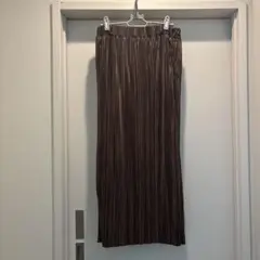 ローリーズファーム サテンプリーツスカート