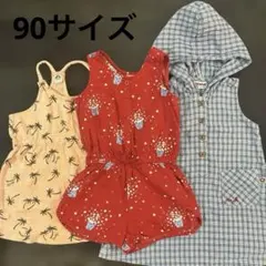 90サイズ 女の子夏服まとめ売り ワンピース　サロペット　ノースリーブのサムネイル