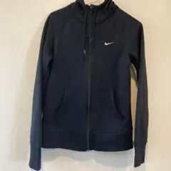 ナイキ　ジャンパー