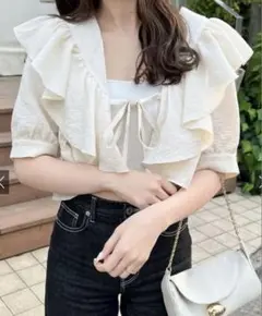 〖 GRL 〗ショルダーフリルリボンショート丈ボレロのサムネイル