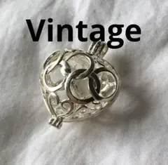 ビンテージ　シルバー　アロマネックレス　透かし　ロケットペンダント