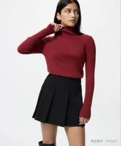 UNIQLO メリノリブタートルネックセーター