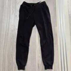 GU 黒 スウェットパンツ