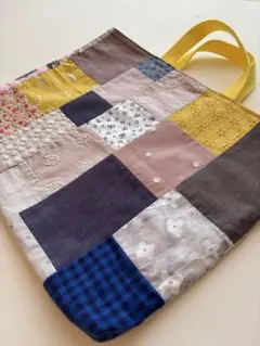 ハンドメイドトート⭐︎フレンチコーデュロイ⭐︎林檎の刺繍チェックアンドストライプ