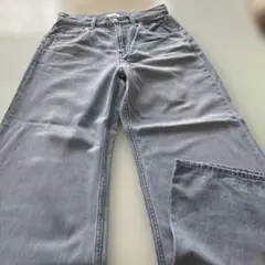 UNIQLO ワイドストレートジーンズ 24