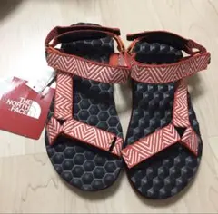 THE NORTH FACE スポーツサンダル オレンジ 23cmのサムネイル