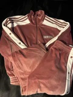 adidas ベロア ピンクジャージ セットアップ - メルカリ