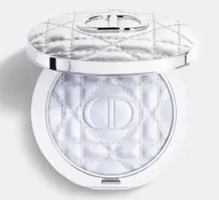 Dior スキン フォーエヴァー グロウ ルミナイザー 05