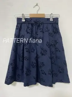 T*y様 1192 美品 PATTERN fiana 花柄フレアスカートのサムネイル