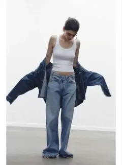 ZARA ザラ　TRF ハイウエスト　クロスオーバーワイドレッグジーンズ　32