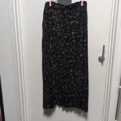 earth ロングプリーツスカート 黒