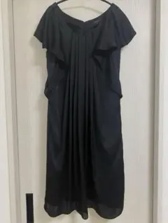 コムサイズム 袖フリルワンピース オケージョンドレス フォーマル サテン 黒