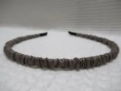 合皮付き細いカチューシャ　ライトブラウン系