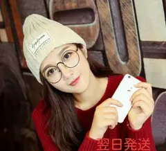 ★今季大人気　タグ付き　ニット帽★男女兼用★新品★（ベージュ）@