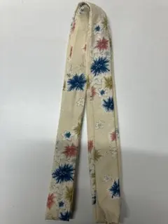 Item thumbnail for item 781e3529-8e4c-43f6-abc7-fd530f8fe786