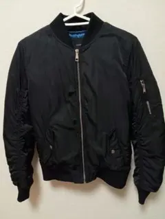 ブラック MA-1ジャケット