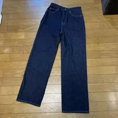 UNIQLO ワイドストレートジーンズ 474934