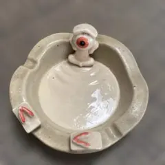 ゲゲゲの鬼太郎 目玉おやじ 陶器製 灰皿のサムネイル