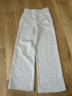 H&M シナモロールスウェットパンツ