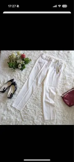 ホワイト カジュアルパンツ