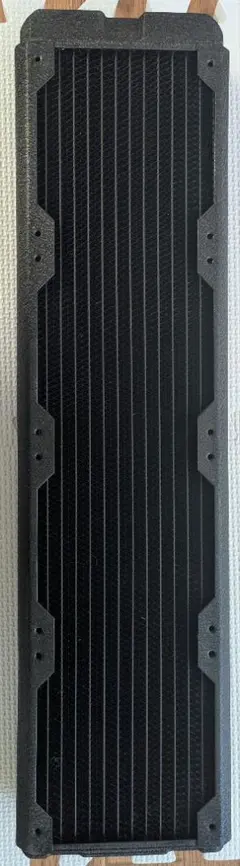 高性能ラジエーター 黒