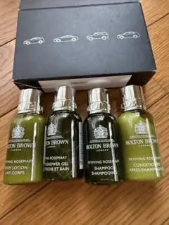 MOLTON BROWN ボディソープ 2本セット MOLTON BROWN ボディソープ 2本セット - メルカリ