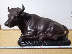 干支 丑 置物 銅製 金運 繁栄の象徴 高貴 オブジェ 鋳物工芸 台座付 ✨⭕️古董品置物 銅製 金運 繁栄の象徴 高貴 オブジェ 鋳物工芸 台座