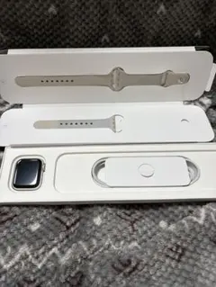 Apple Watch SE2 本体 スターライト 40mm