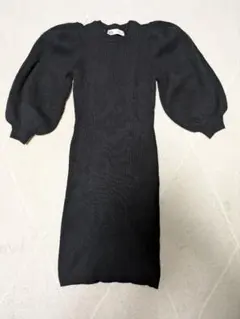 ZARA パフスリーブ リブニットワンピース ブラック